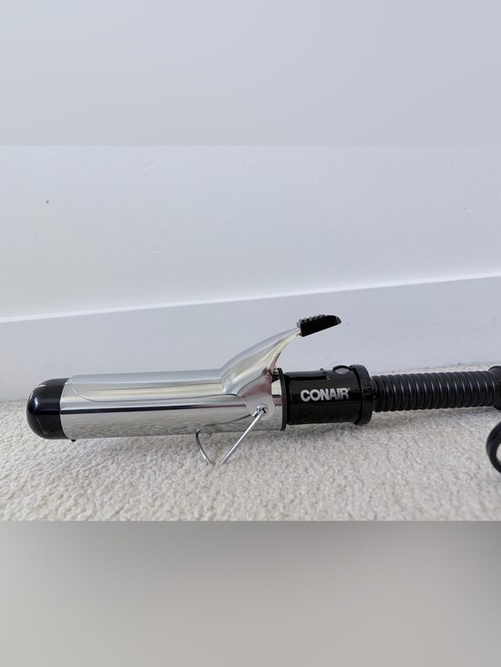 Conair Other - *NEW* Conair 1.5inch Barrel Curling Iron